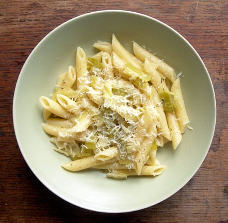 pasta with leeks braised in white wine