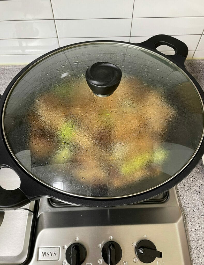 Grilling-the-chicken-6